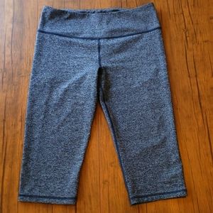 NWOT VSX Victoria's Secret Capris Leggings